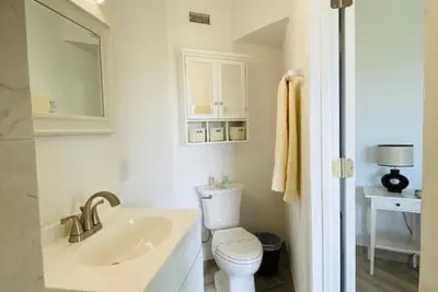 Photo 3 - Room 04 - Lake Sumner