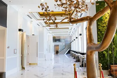 Photo 3 - Chez Hotel Arlington Heights