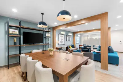 Photo 5 - Everhome Suites Lexington - Horse Park