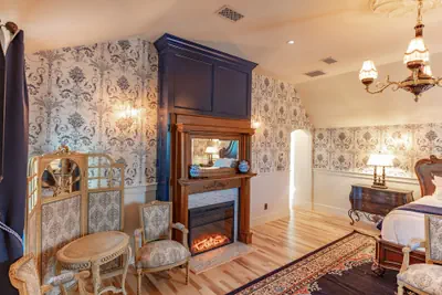 Photo 5 - Sunbright Inn