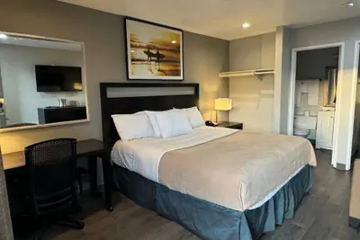 Photo 3 - Rodeway Inn El Cajon - San Diego East