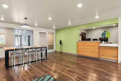Photo 4 - Woodspring Suites Port Orange - Daytona Beach