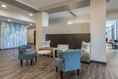 Photo 3 - Sleep Inn & Suites Milwaukee/Franklin