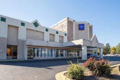 Photo 2 - Dominion Inn & Suites