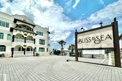 Photo 2 - Bliss By The Sea