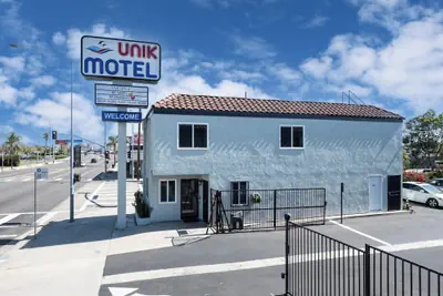 Photo 2 - Unik Motel