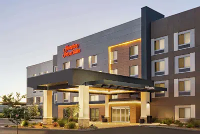 Photo 2 - Hampton Inn & Suites Oroville
