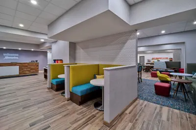 Photo 3 - Hampton Inn by Hilton Omaha UN Medical Center Area