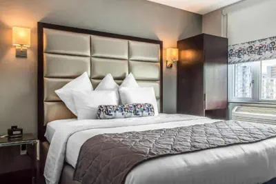 Photo 4 - Umbrella Hotel