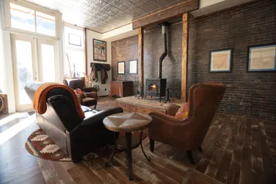 Photo 4 - The Frenchman Suites