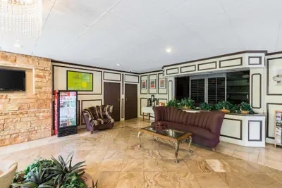 Photo 4 - Eco Inn Suites by Hotel O Baytown