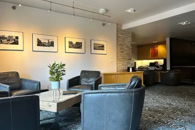 Photo 3 - Hotel Donaldson
