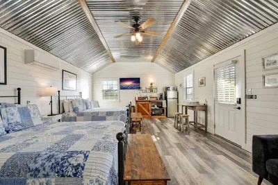 Photo 2 - Bonny Bluebonnets Cottage With Stunning Hill Country Views