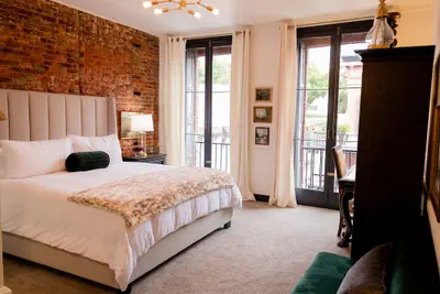 Photo 5 - Speakeasy Suites