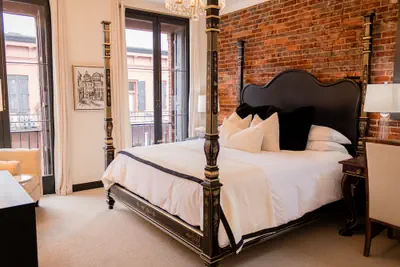 Photo 4 - Speakeasy Suites
