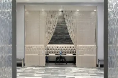 Photo 4 - Renaissance Daytona Beach Oceanfront Hotel