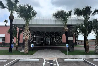 Photo 2 - Super 8 by Wyndham Corpus Christi Airport