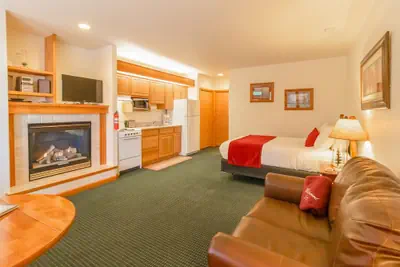 Photo 5 - Wildwood Inn