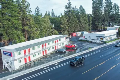 Photo 2 - Budget Inn Bend