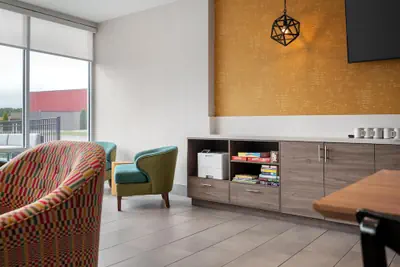 Photo 5 - Home2 Suites by Hilton Cincinnati Eastgate