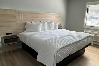 Photo 2 - Road House Hotel & RV Park