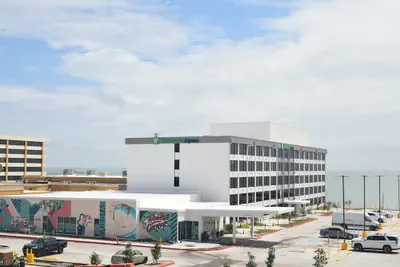 Photo 2 - Holiday Inn Express Corpus Christi – Beachfront by IHG
