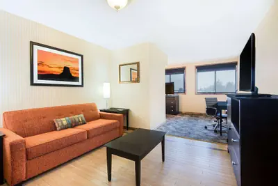 Photo 5 - The Eddie Hotel Gillette