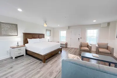 Photo 4 - Saltwater Resort