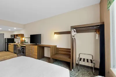Photo 5 - Home2 Suites By Hilton Hendersonville