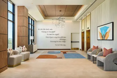 Photo 3 - Lively Hotel On Oak Oklahoma City, Tapestry By Hilton