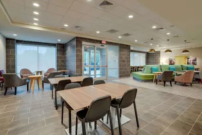 Photo 4 - Home2 Suites By Hilton Sanford