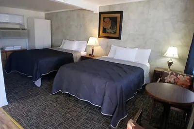 Photo 5 - Silver Lakes Inn