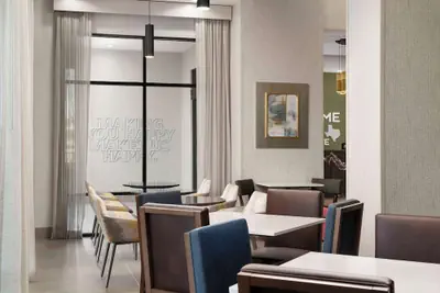 Photo 4 - Hampton Inn & Suites Amarillo West