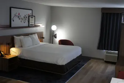Photo 3 - Hawthorn Extended Stay By Wyndham Knoxville