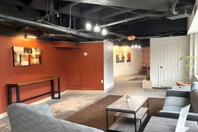Photo 2 - THE INN- PITTSBURGH