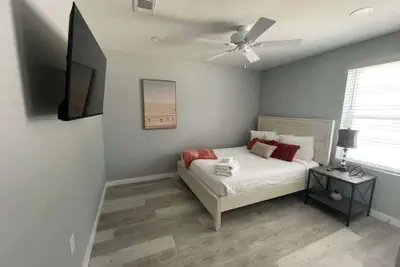 Photo 3 - Charming 2 Bedroom, 1 Bath Duplex Just Blocks From the Beautiful Beachfront
