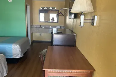 Photo 3 - American Inn