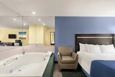 Photo 5 - The Cayuga Inn at the Finger Lakes