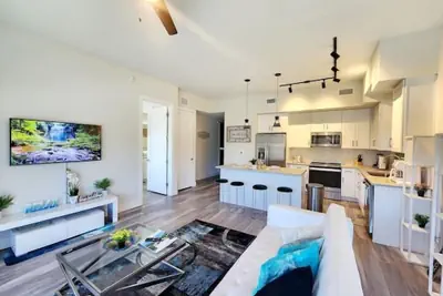 Photo 2 - Lux place  green Cozy 3 Beds 2rooms
