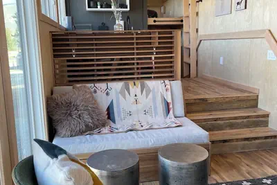 Photo 4 - Smiley Creek Lodge