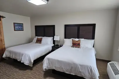 Photo 4 - Eagle River Lodge