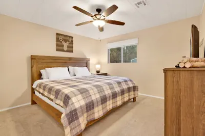 Photo 3 - Robinhood Chalet #2277