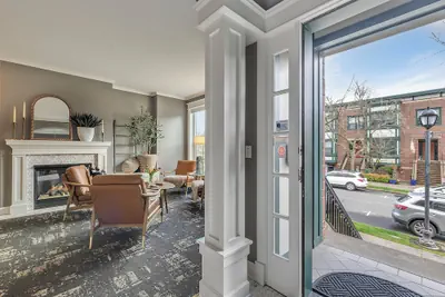 Photo 4 - The Orenco Station Hotel