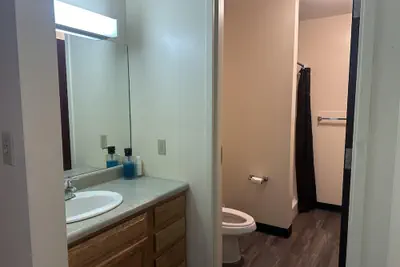 Photo 2 - 2bedroom 2bathroom Apt Downtown Walk Anywhere