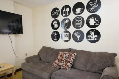 Photo 4 - 2 Bedroom 2 Bath City Views