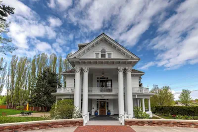Photo 2 - The Gibson Mansion