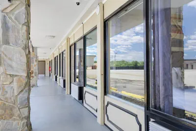 Photo 3 - Riverside Inn and Suites Danville Virginia