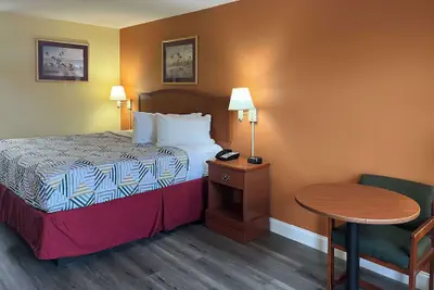 Photo 5 - Motel 6 Morrilton, AR
