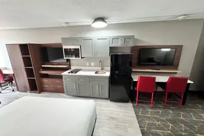 Photo 4 - Hawthorn Extended Stay By Wyndham Columbia / Ft. Jackson