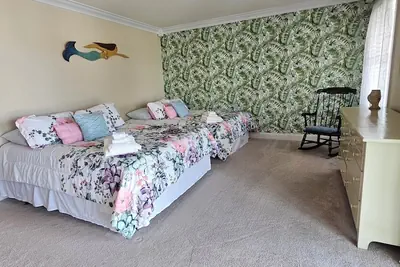 Photo 2 - Beach Road Bed and Breakfast